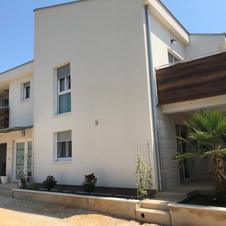 Apartmani Gavran Sukošan المظهر الخارجي الصورة