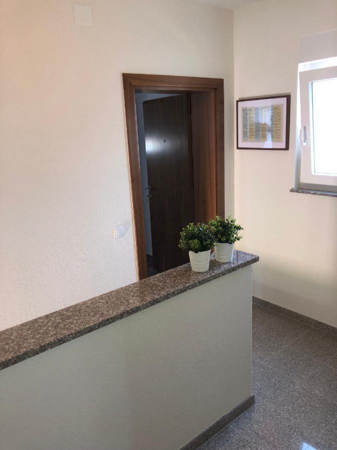 Apartmani Gavran Sukošan المظهر الخارجي الصورة
